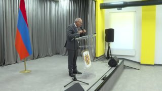 Никол Пашинян на открытии реконструированного образовательного комплекса имени Акоба Коджояна в Ереване
