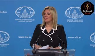 Мария Захарова на брифинге, комментирует учения Eagle Partner 2026 в Армении