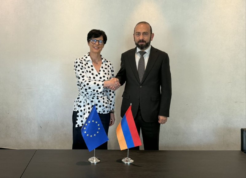 Встреча Арарата Мирзояна с комиссаром ЕС Мартой Кос в Ереване