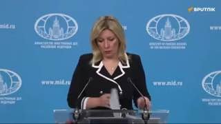 Поврежденный мемориал «Мать Армения» в Гюмри, Армения