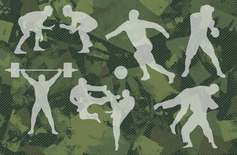 Спортсмены в военной форме на стадионе в Ереване, символизирующие спортивный взвод ВС Армении
